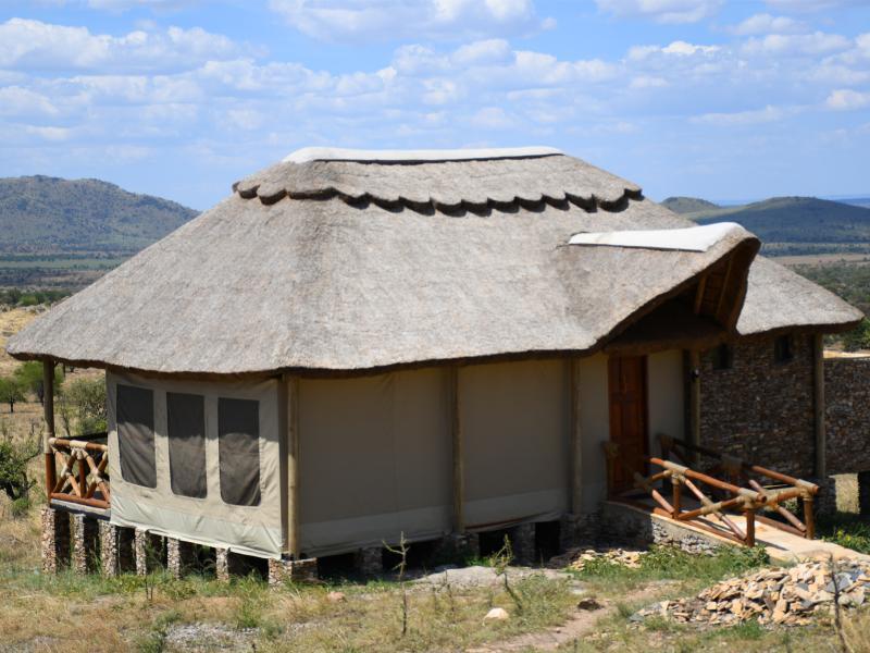 Serengeti Serena Safari Lodge Exterior photo