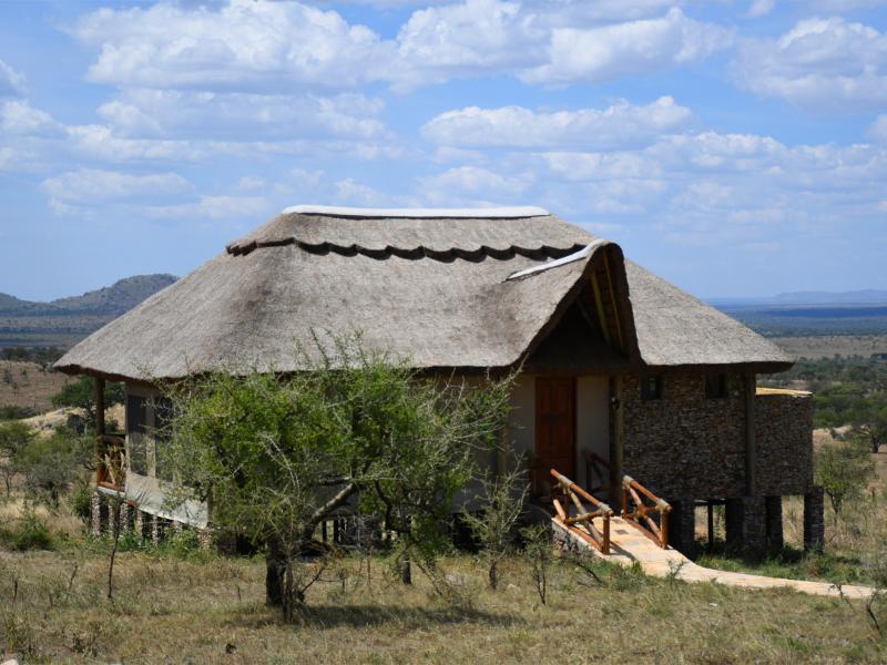 Serengeti Serena Safari Lodge Exterior photo